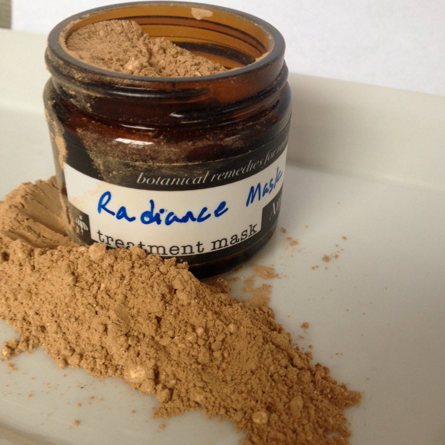 Vital Enzyme Exfoliating + Nourishing Treatment Mask.