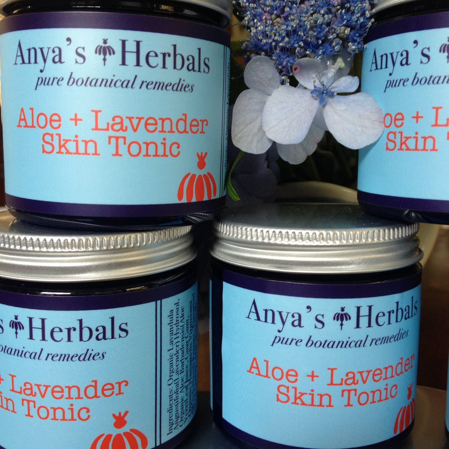 Hydrating Aloe Lavender Skin Tonic. Anti inflammatory Mask and Sun Damage Soother