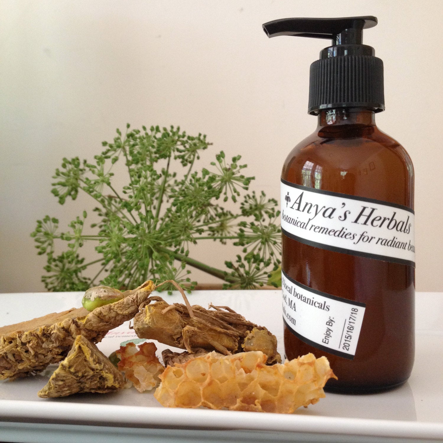 Balancing Facial Cleanser: Raw Honey + Turmeric